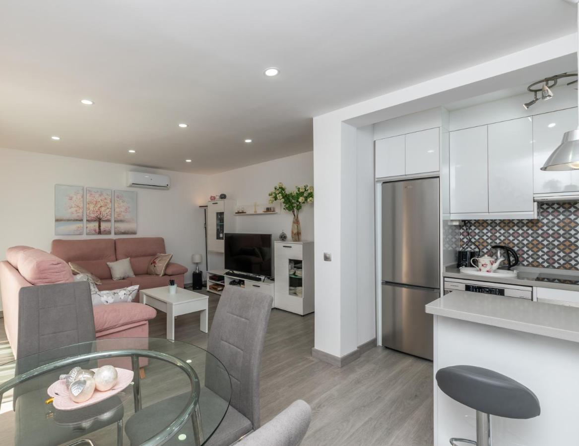 New Modern 3Br With Terrace In Fuengirola Centre Appartement Buitenkant foto